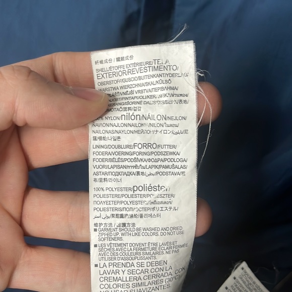 Used Under Armour XL Light Jacket - Picture 6 of 6